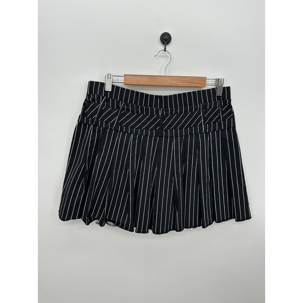 Y2K Black Pinstripe Pleated Mini Skirt Buckle Strap Punk Grunge Goth Festival - Picture 2 of 8